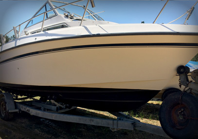 trailered boat with antifouling paint on the hull